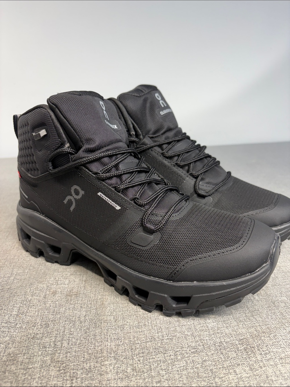 On Running Cloudrock Men's Black Hiking Boots Size 11.5 No Box New